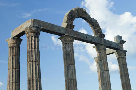 罗马废墟柱