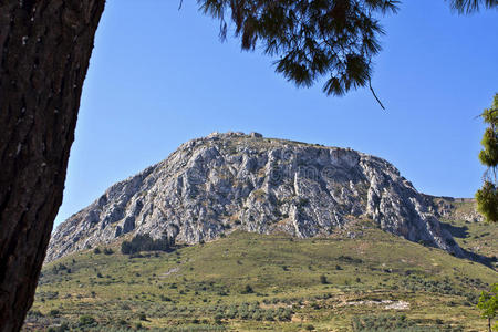 希腊的阿克洛科林斯防御山