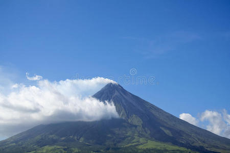 菲律宾吕宋岛马永火山