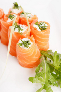 三文鱼卷烟熏三文鱼卷照片