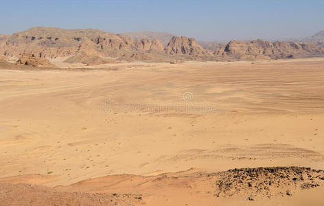 贫瘠沙漠图片