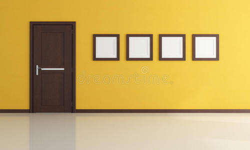 空黄色房间