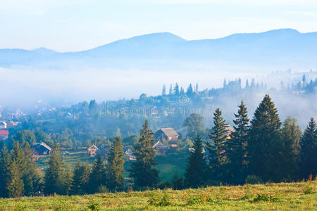 雾山村