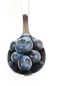 汤匙蓝莓