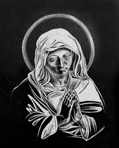 圣母玛利亚石刻
