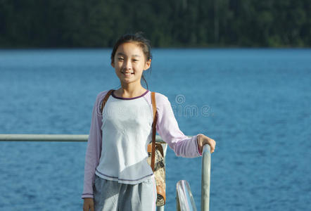 中国儿童游百灵湖图片