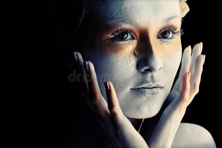 白脸安格斯图片