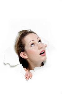 从水下往上看的从纸洞里往上看的女人照片