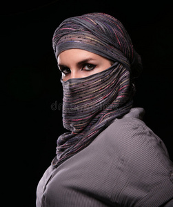 戴着红兔面具戴面具的女人哥特式肖像托马特热带鱼年轻的新娘阿拉伯