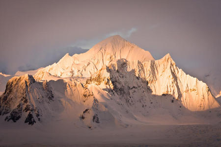 美丽的雪山