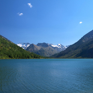 山湖风光