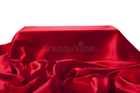 光滑优雅的红色丝绸可以作为背景