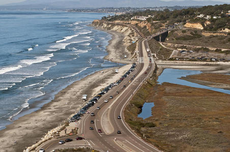 加利福尼亚海岸路和海滩