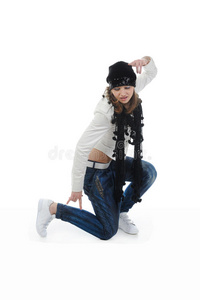 跳街舞的年轻女子图片