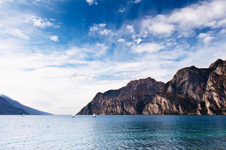 lago di garda山湖景观