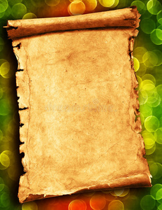 绿色卷轴空白卷轴或羊皮纸照片