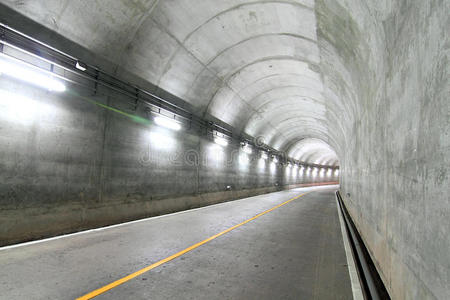 城市发电厂地下隧道