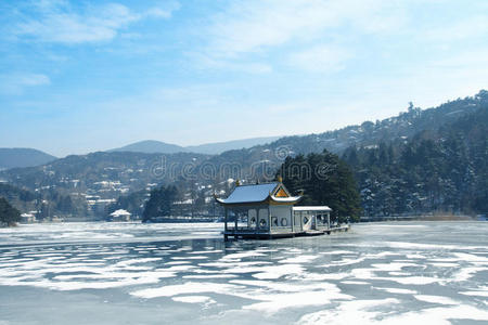 冬季湖景