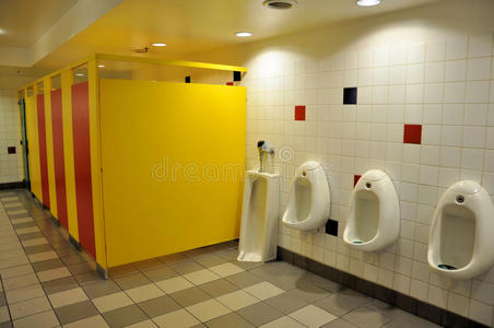 公共浴室