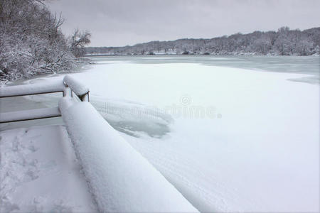 皮尔斯湖降雪伊利诺伊州