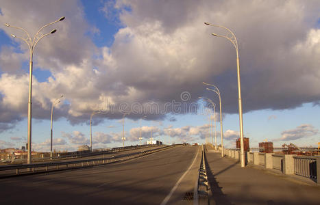基辅新桥