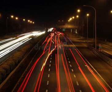 夜间公路交通