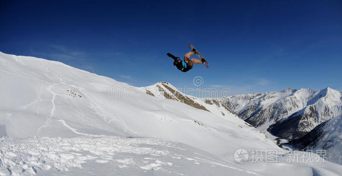 法国阿尔卑斯山滑雪板
