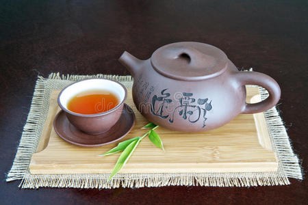 茶壶茶杯