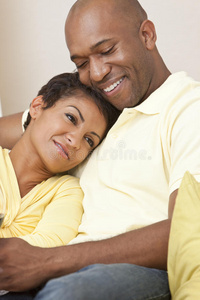 美国黑人男女幸福夫妻图片