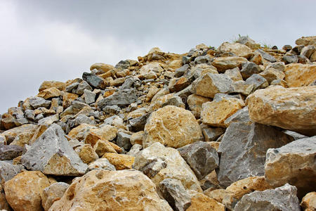 赭石采石场图片