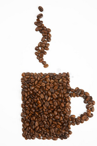 咖啡豆做成的杯子形状