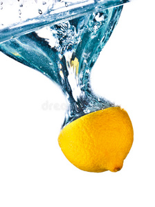 柠檬水飞溅