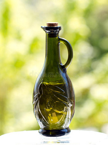 橄榄油压花瓶