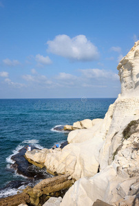 罗斯哈哈尼卡拉的白色白垩悬崖图片