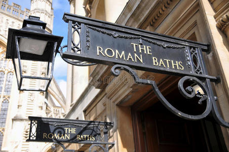 英国巴斯著名的罗马浴室入口图片