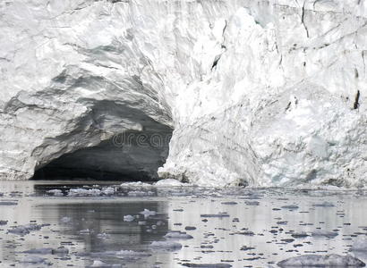 斯瓦尔巴 季节 寒冷的 冰川 洞穴 气候 海洋 风景 自然