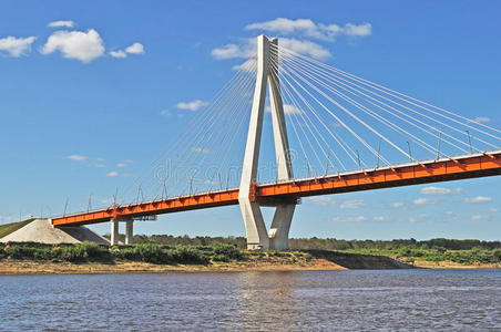 俄罗斯穆罗姆的新拉线桥
