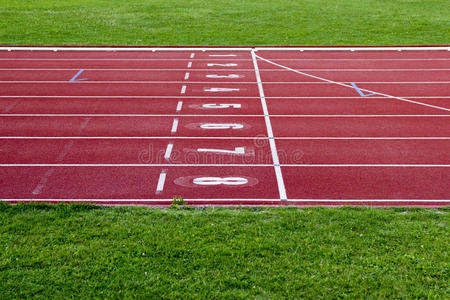 跑道起跑线照片