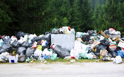 垃圾腐烂图片-垃圾腐烂素材-垃圾腐烂插画-摄图新视界