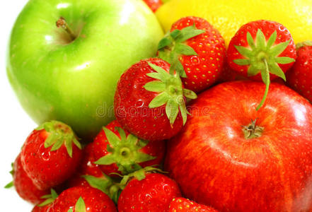 新鲜水果苹果草莓