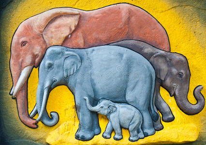 大象雕塑墙装饰图片