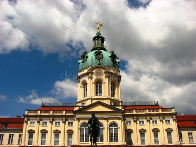 柏林美丽的夏洛滕堡宫殿