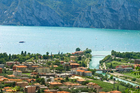 意大利北部加尔达湖风景图片
