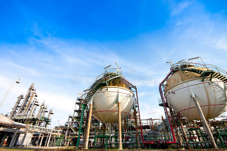 石油化工厂照片