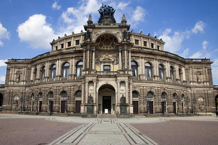德累斯顿的森珀歌剧院图片