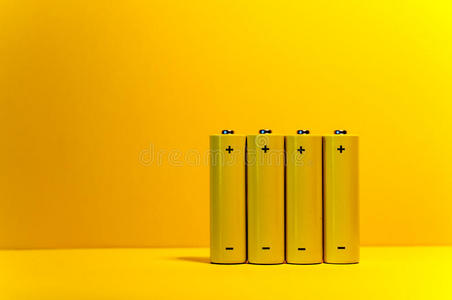 黄色电池