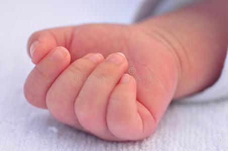 小孩 哺乳 温柔 钉子 母亲 手指 第一 粉红色 指甲 新的