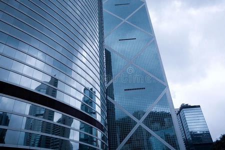 香港市中心的办公大楼。