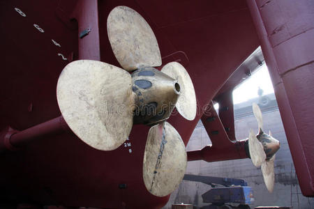 船厂大船螺旋桨计算机更新和工具.