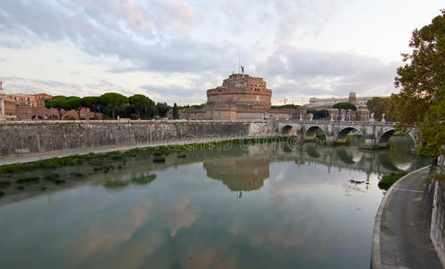 罗马圣安杰洛的城堡和桥梁